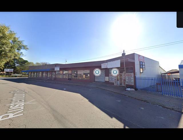 2,388M² RETAIL FOR SALE IN KRUGERSDORP WEST